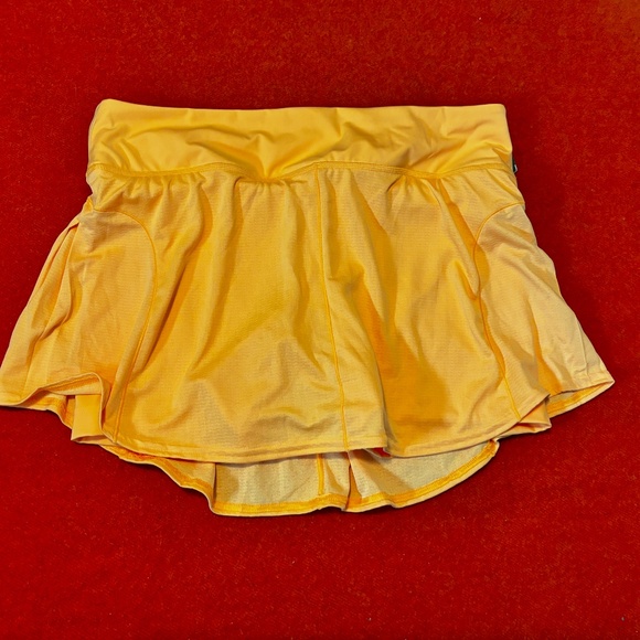 Adidas pure yellow breathable jersey skort NWT - Picture 3 of 10